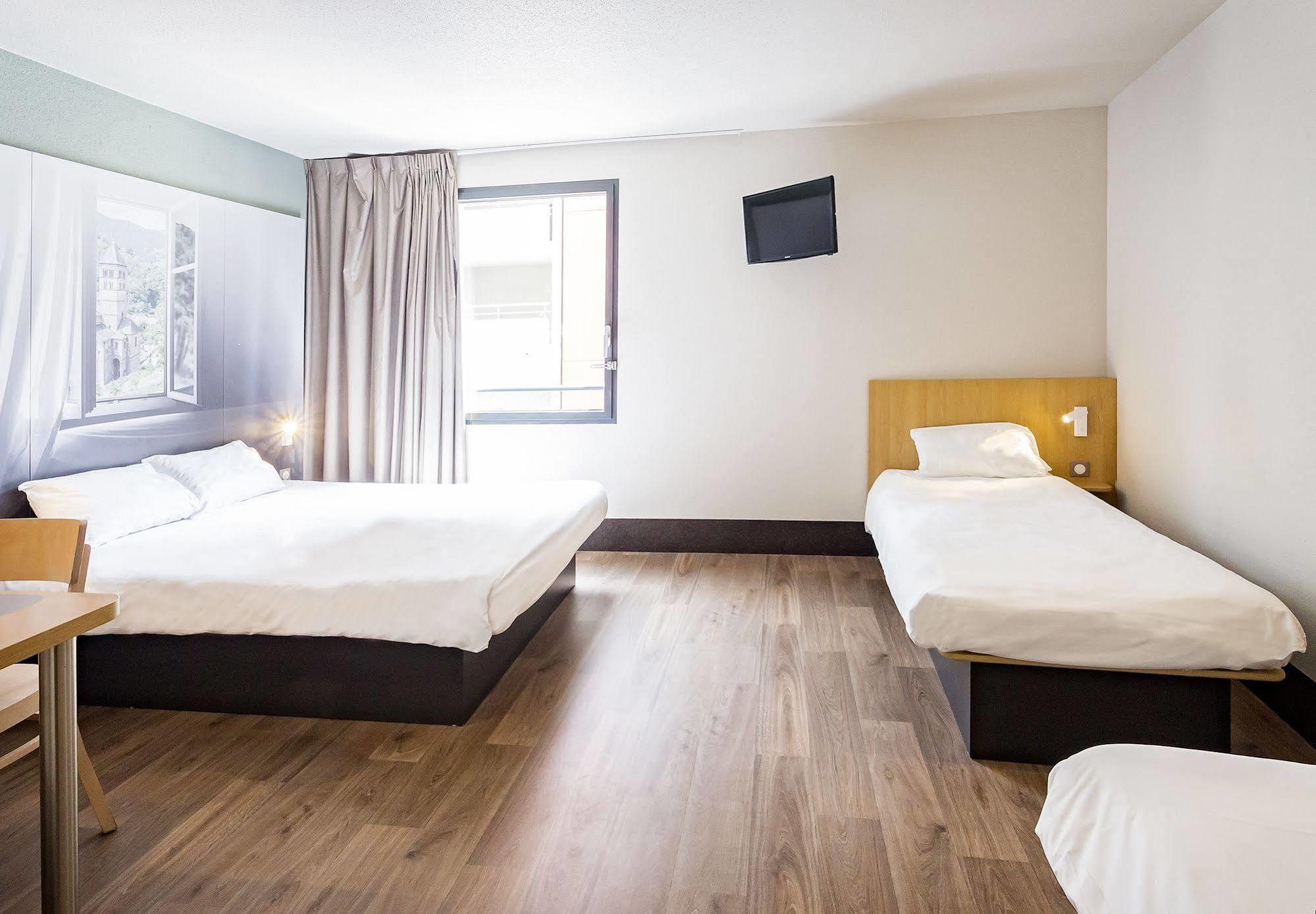 B&B Hotel Beauvais Allonne  Zewnętrze zdjęcie