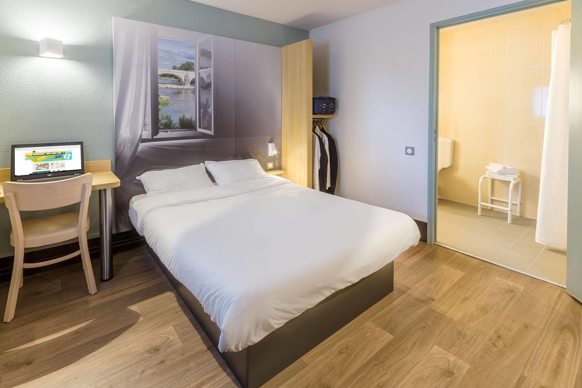 B&B Hotel Beauvais Allonne  Zewnętrze zdjęcie