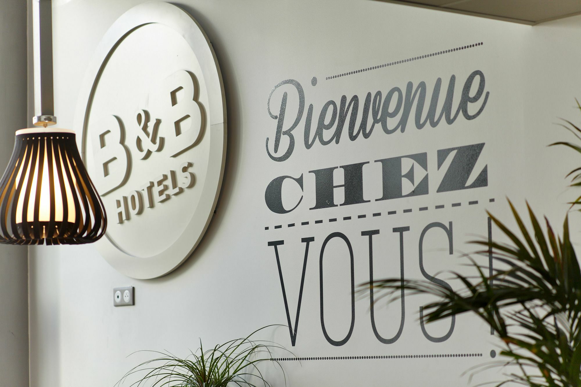 B&B Hotel Beauvais Allonne  Zewnętrze zdjęcie