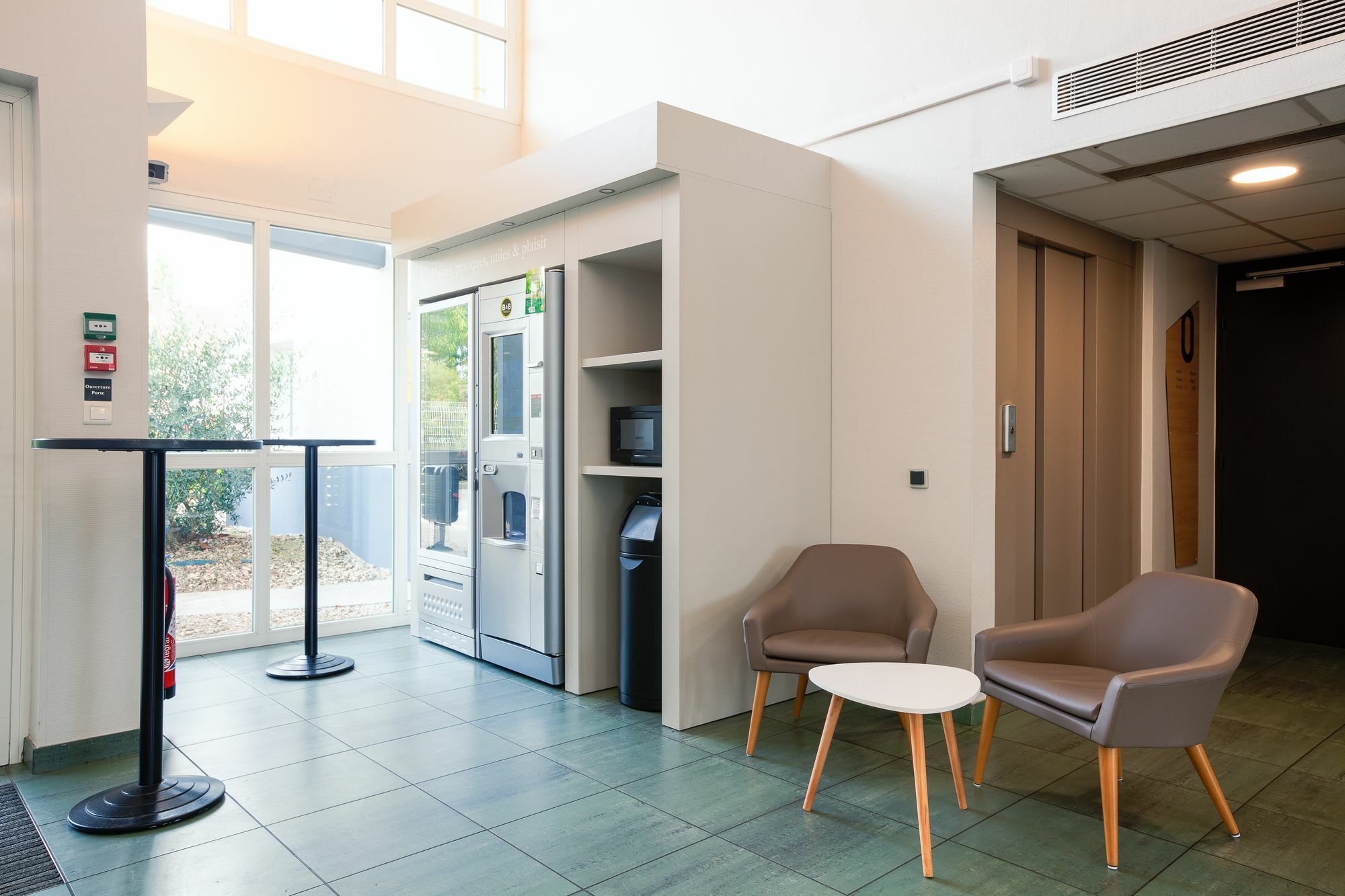 B&B Hotel Beauvais Allonne  Zewnętrze zdjęcie